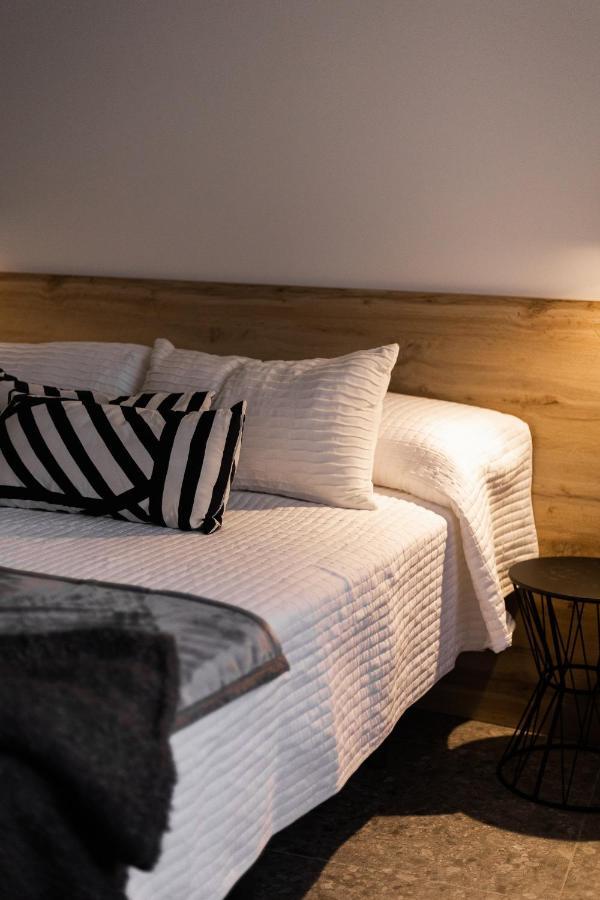 Apartamentos Mk77 Leon - Lahoz Εξωτερικό φωτογραφία