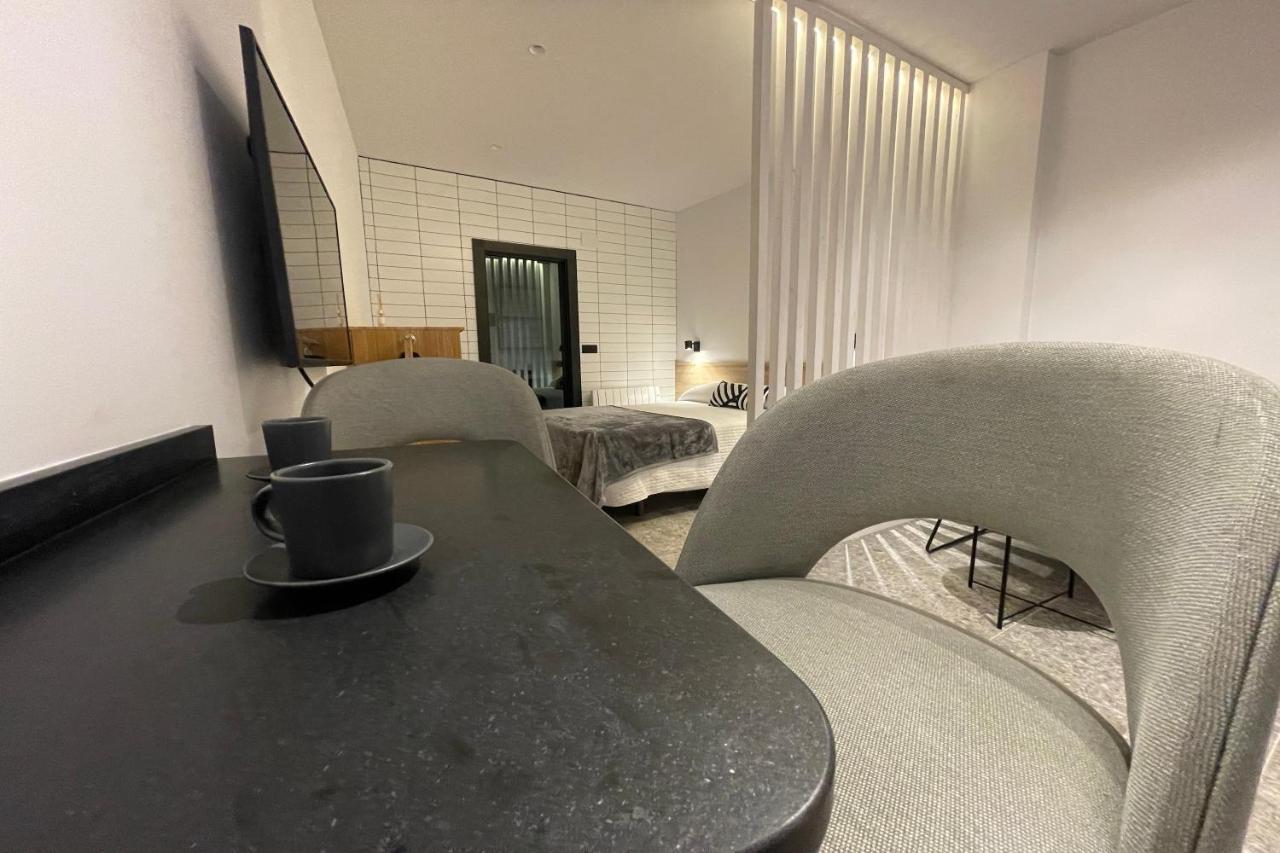 Apartamentos Mk77 Leon - Lahoz Εξωτερικό φωτογραφία